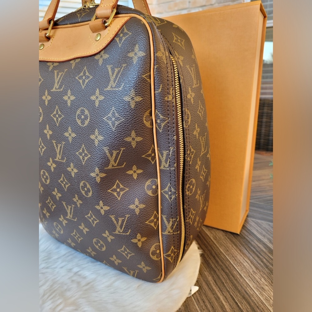 Monogram Excursion Bag - image 4